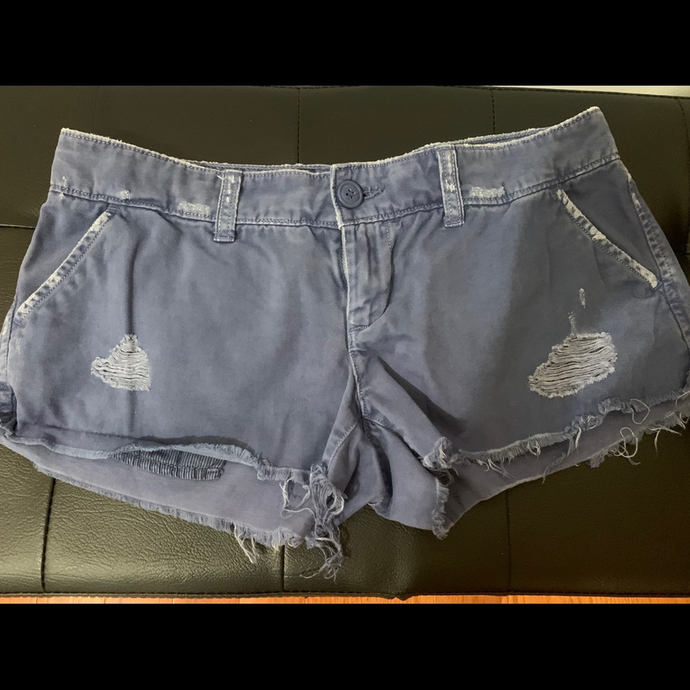 American eagle ripped shorts